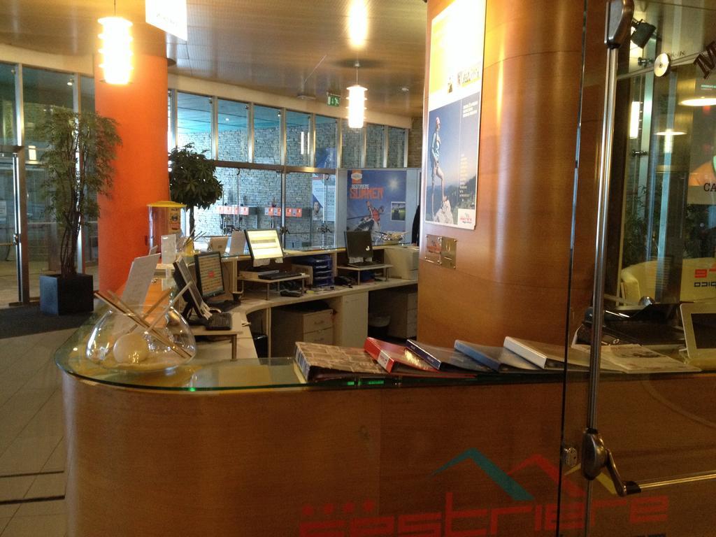 Olimpic Village Th Sestriere Apartments מראה חיצוני תמונה