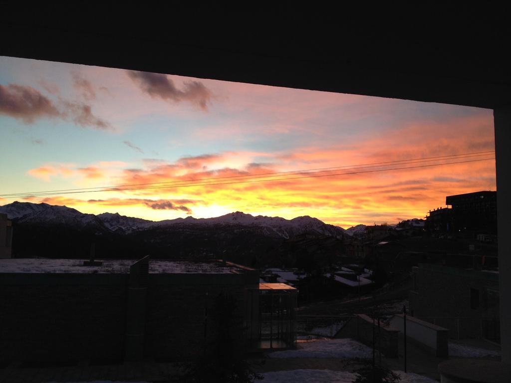 Olimpic Village Th Sestriere Apartments מראה חיצוני תמונה