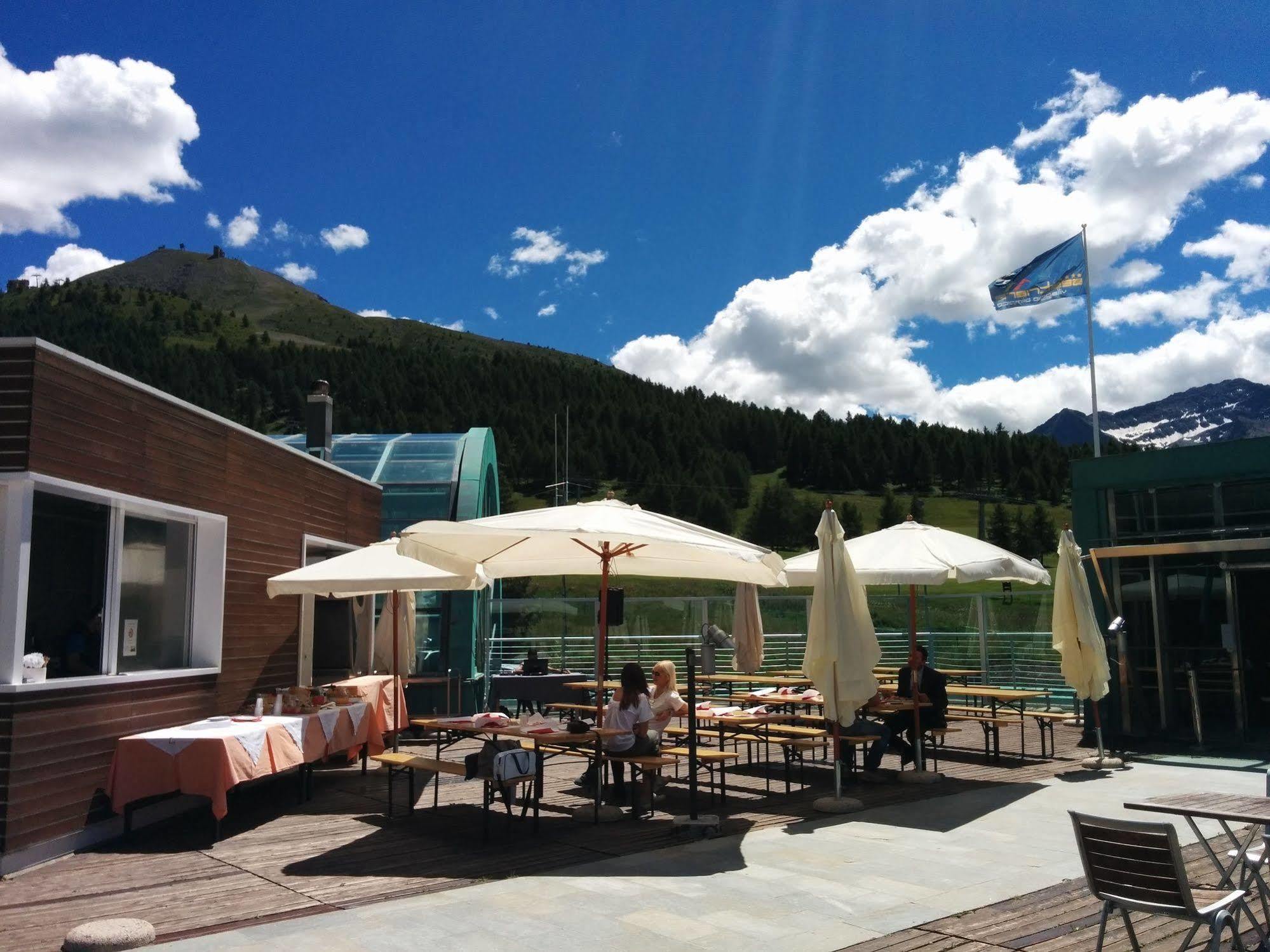 Olimpic Village Th Sestriere Apartments מראה חיצוני תמונה